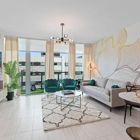 Luxury 1 Bdrm/1B Apt In Miami Design District Area
